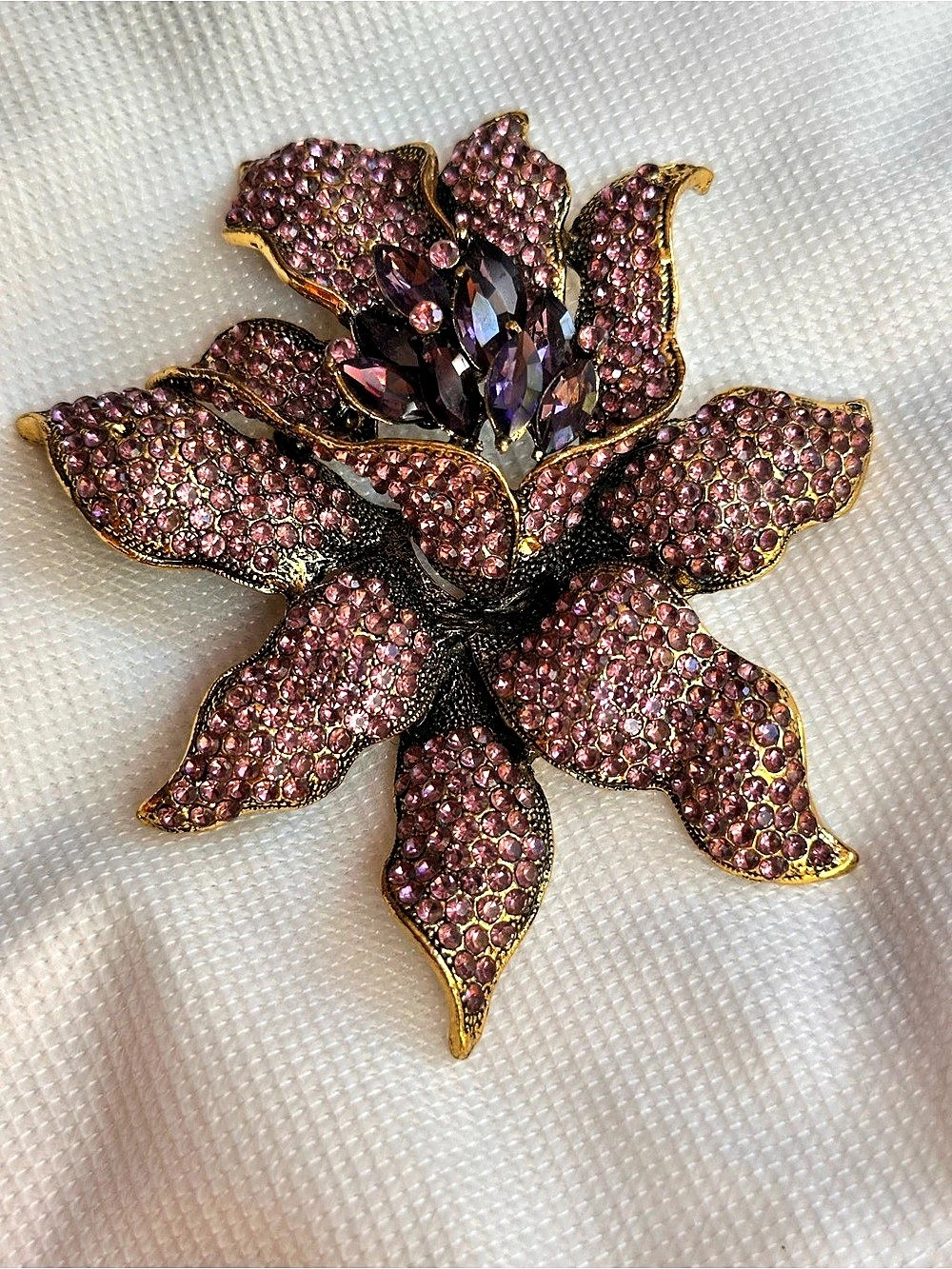 Jeweled Floral Brooch in Purple & Gold Like New